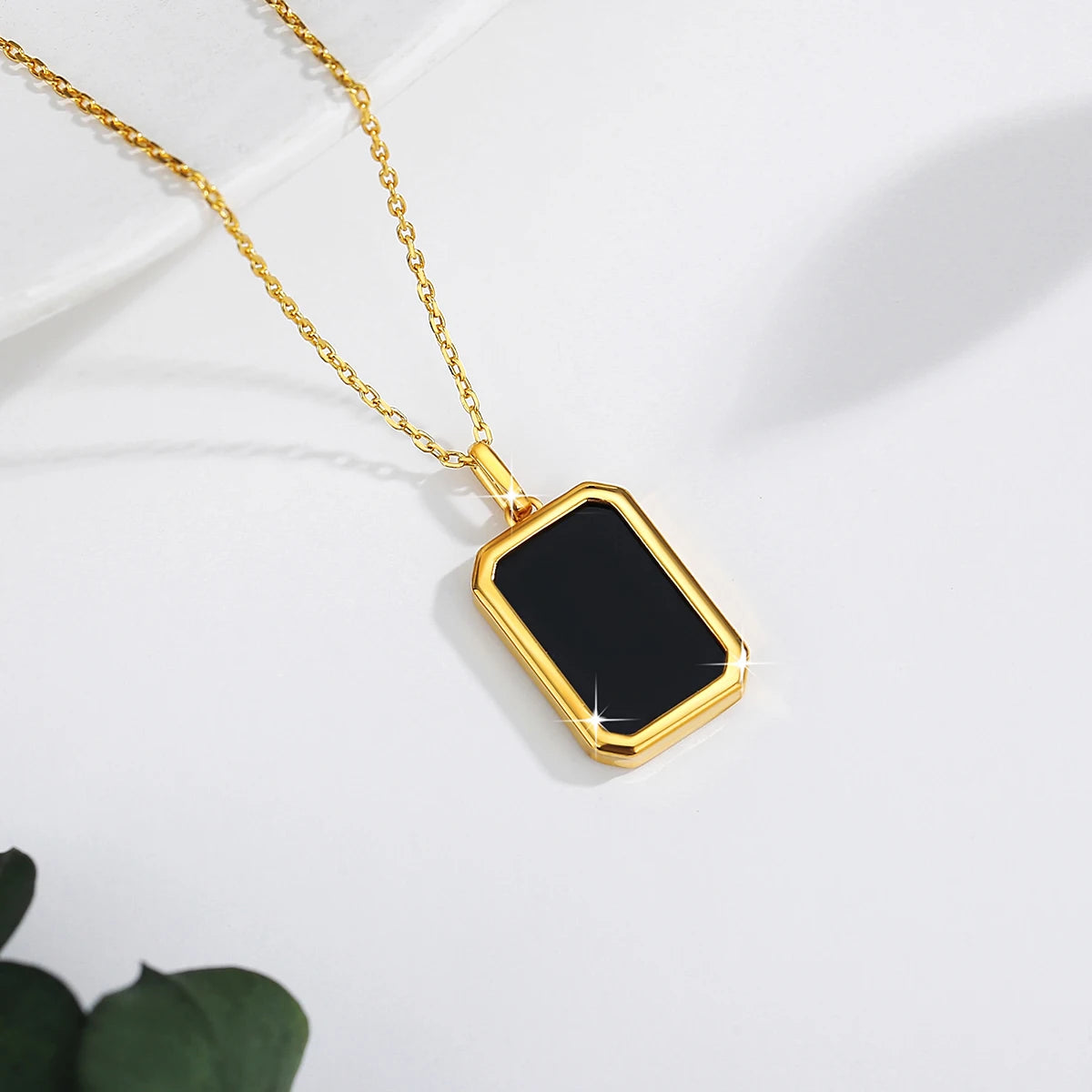 Onyx Gold Pendant